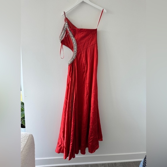 MAC DUGGAL Red Jewel Embellished Side Cut Out A Line Gown in Red 8 - Picture 8 of 12